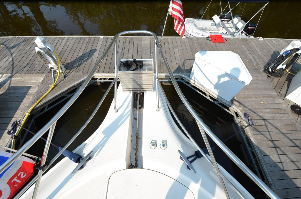 Silverton 43 Motor Yacht