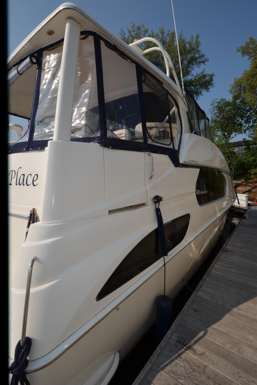 Silverton 43 Motor Yacht