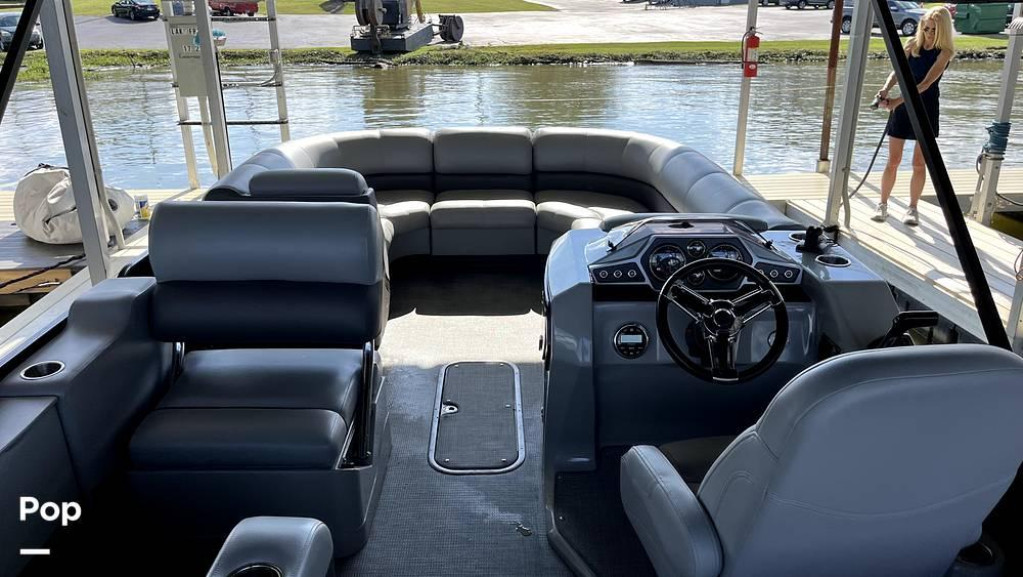 Manitou Oasis 25 SHP RF