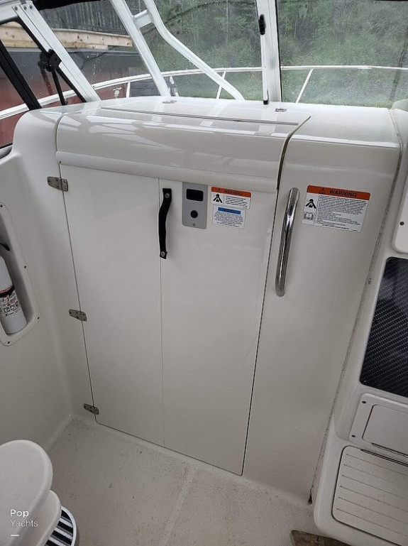 Hydra Sports 2800 WA Vector