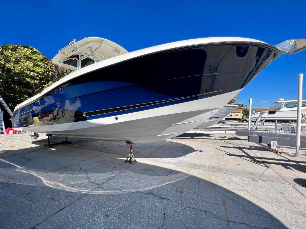 Hydra Sports Vector 2900 CC