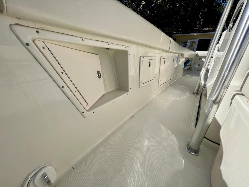 Hydra Sports Vector 2900 CC