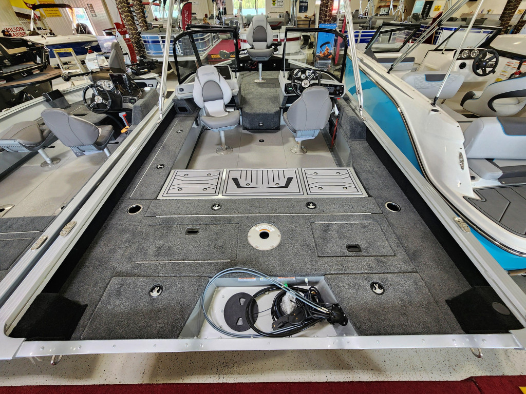 Smoker Craft Adventurer 188 PRO DC