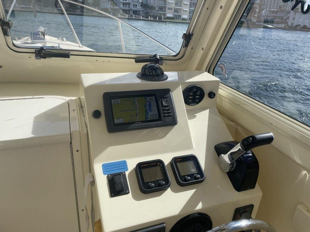 Eastern Islander 248