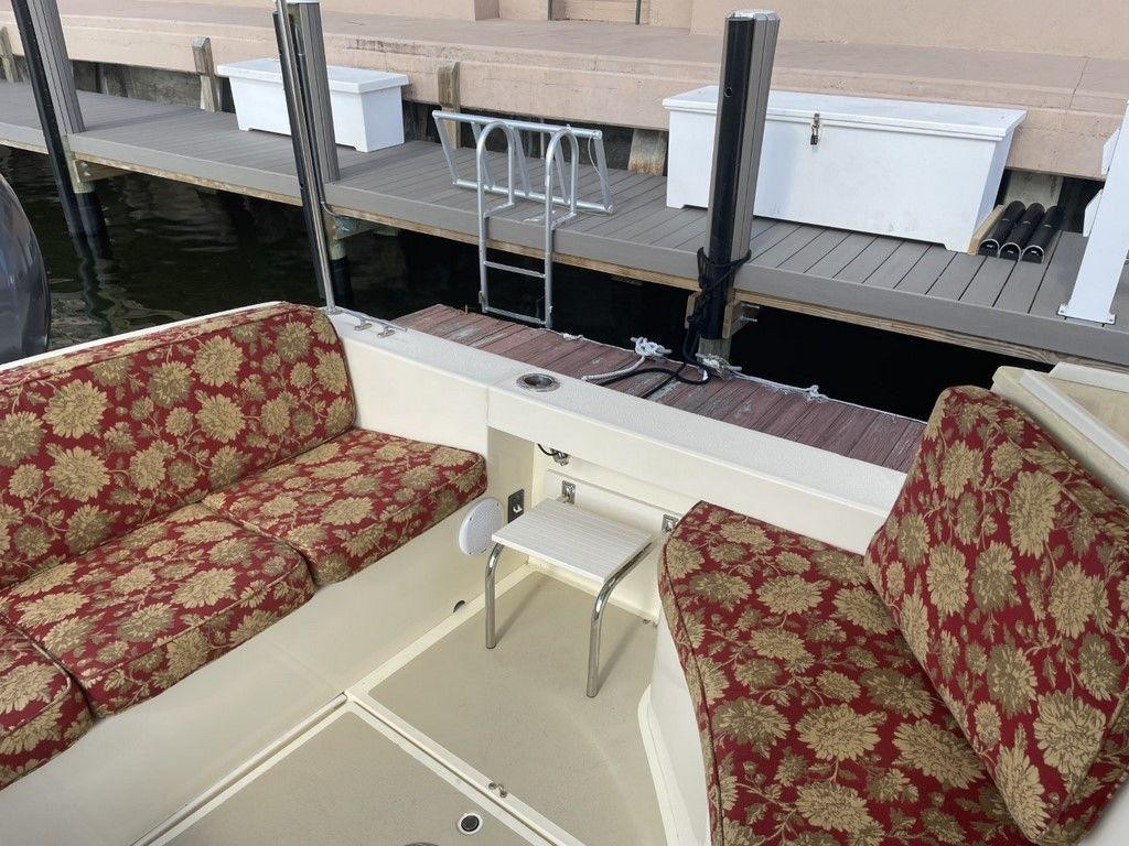 Eastern Islander 248