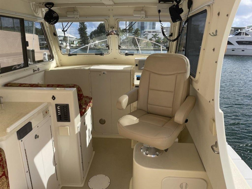 Eastern Islander 248