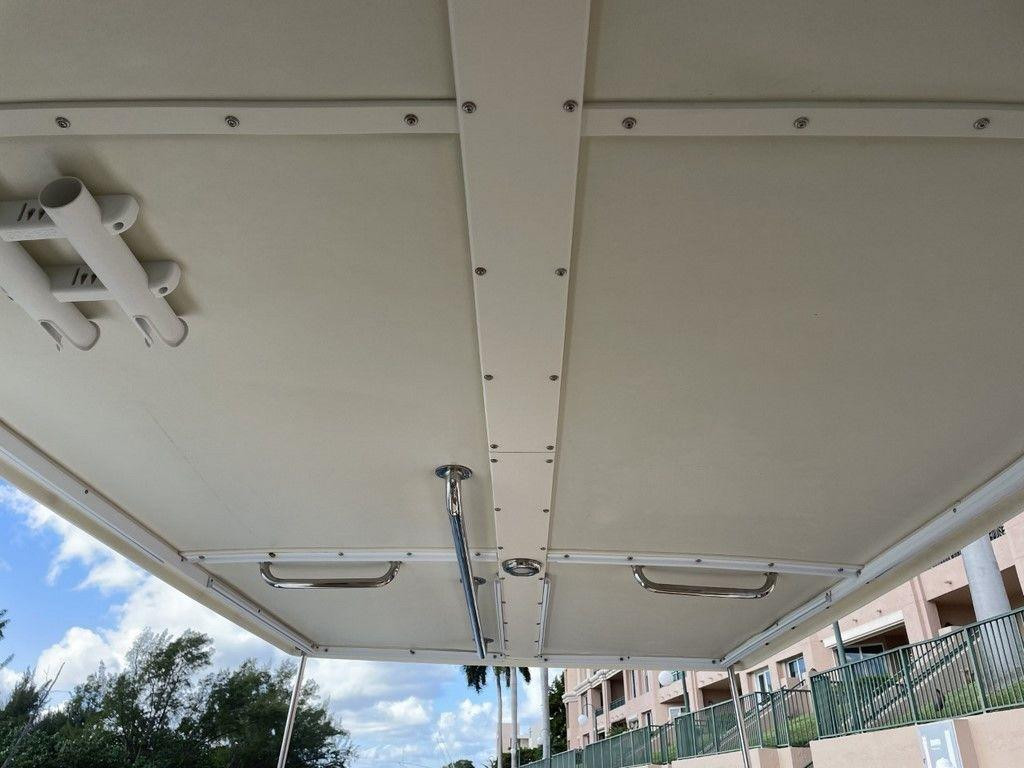 Eastern Islander 248