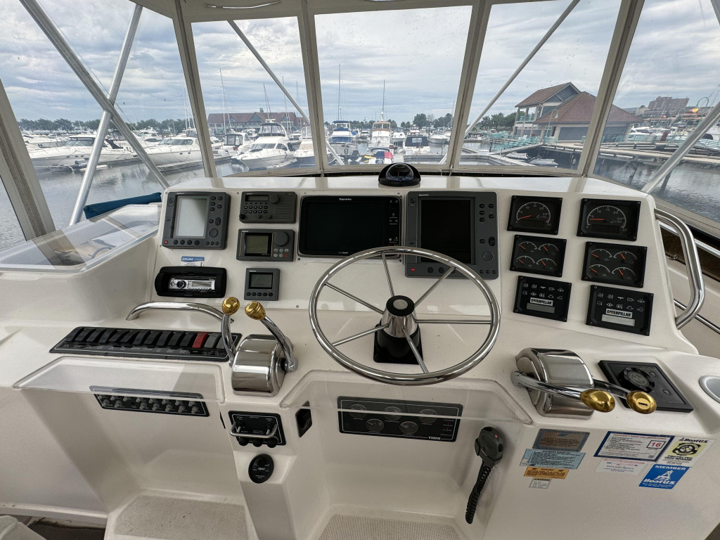 Tiara 4300 CONVERTIBLE