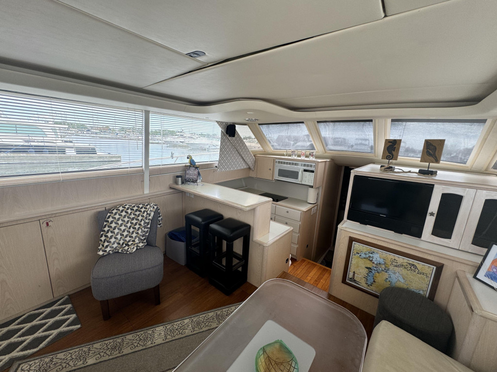 Tiara 4300 CONVERTIBLE