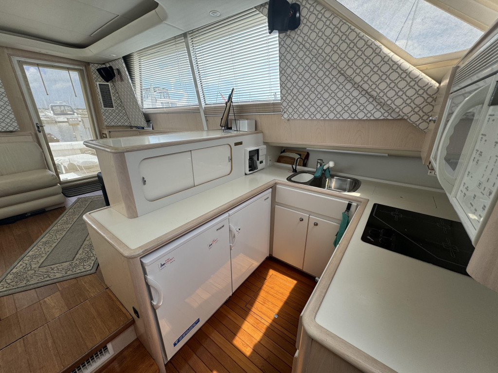 Tiara 4300 CONVERTIBLE