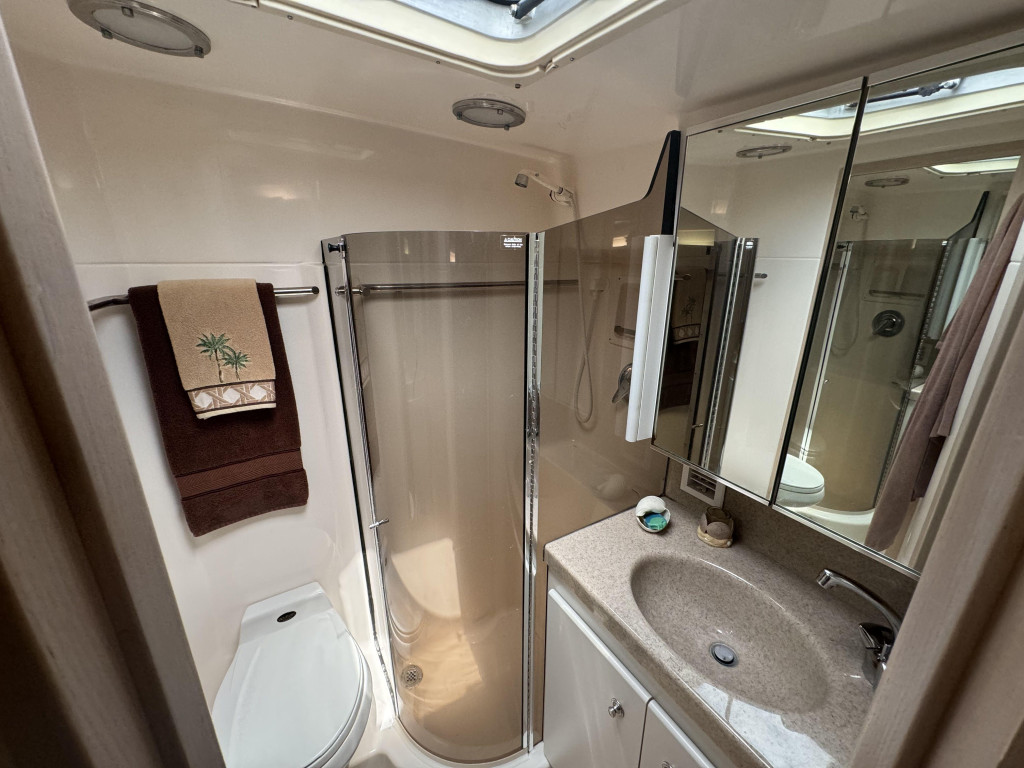 Tiara 4300 CONVERTIBLE