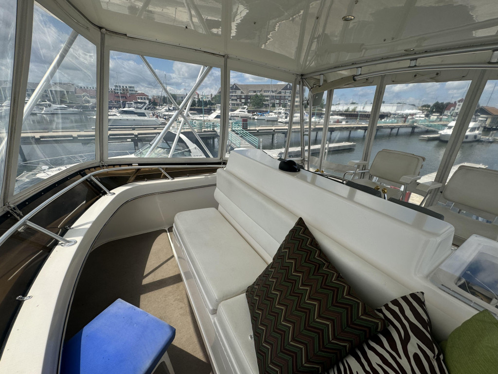 Tiara 4300 CONVERTIBLE