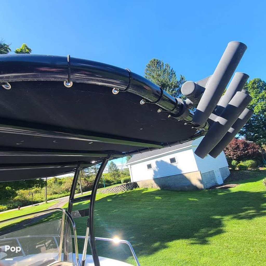 Robalo R202 Explorer