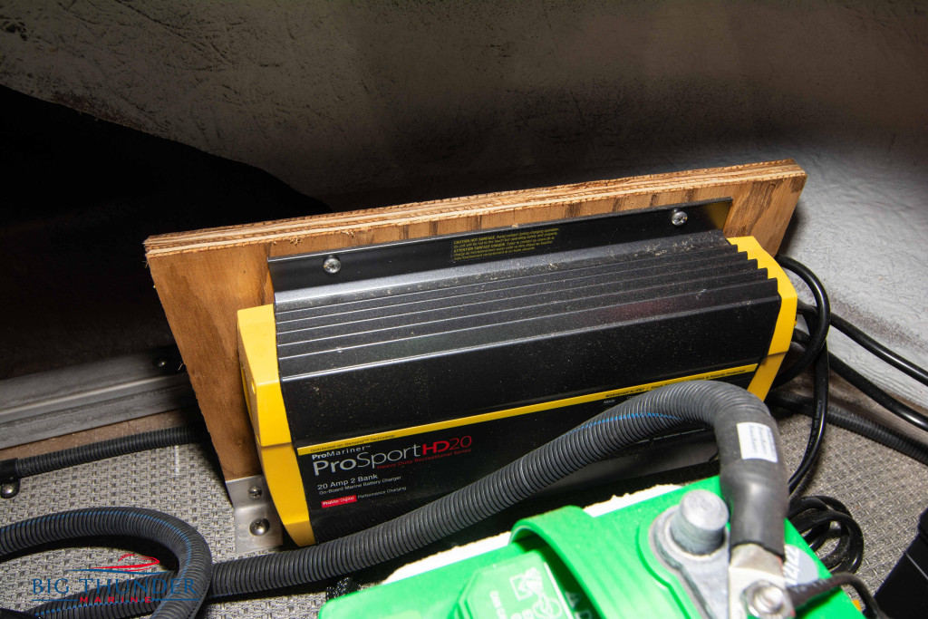 Manitou 25 XT SRW SHP