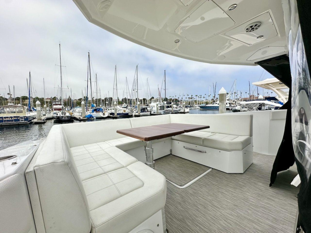 Cruisers 390 Express