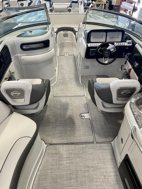 Crownline E285