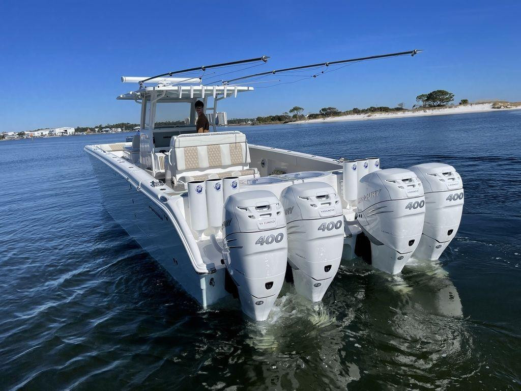 Invincible CATAMARANS