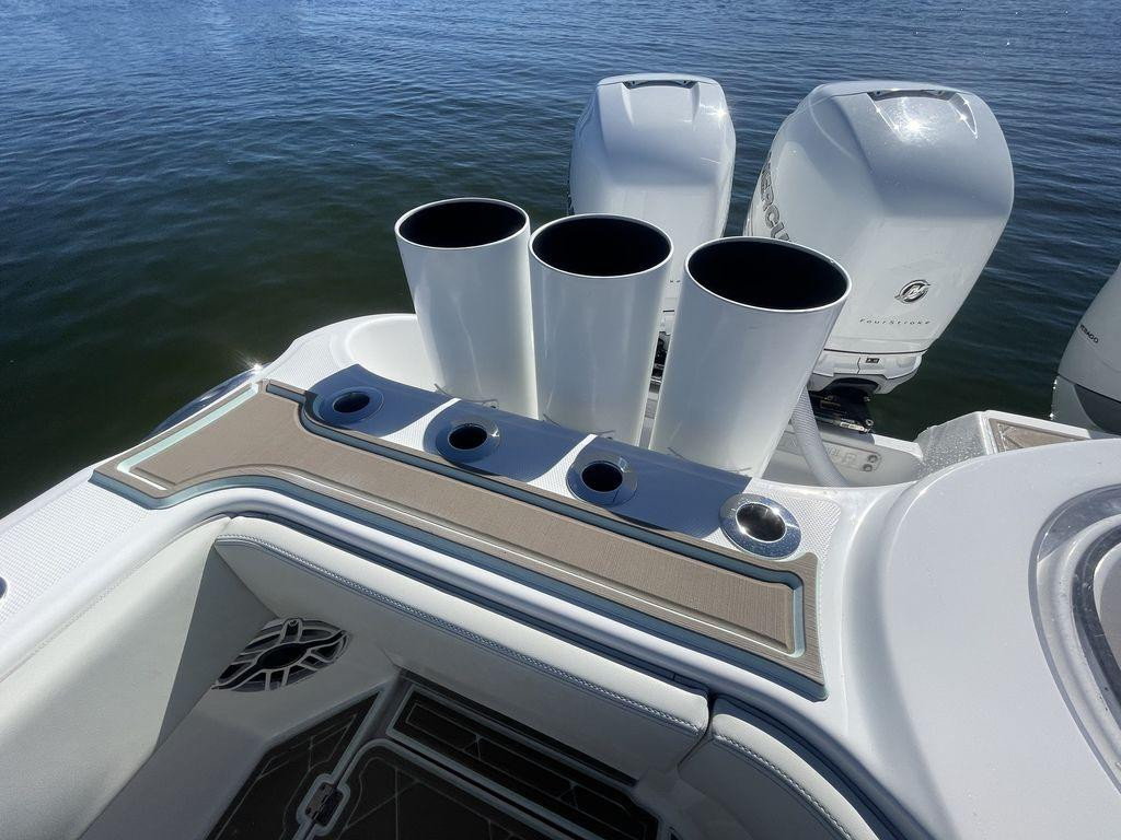 Invincible CATAMARANS