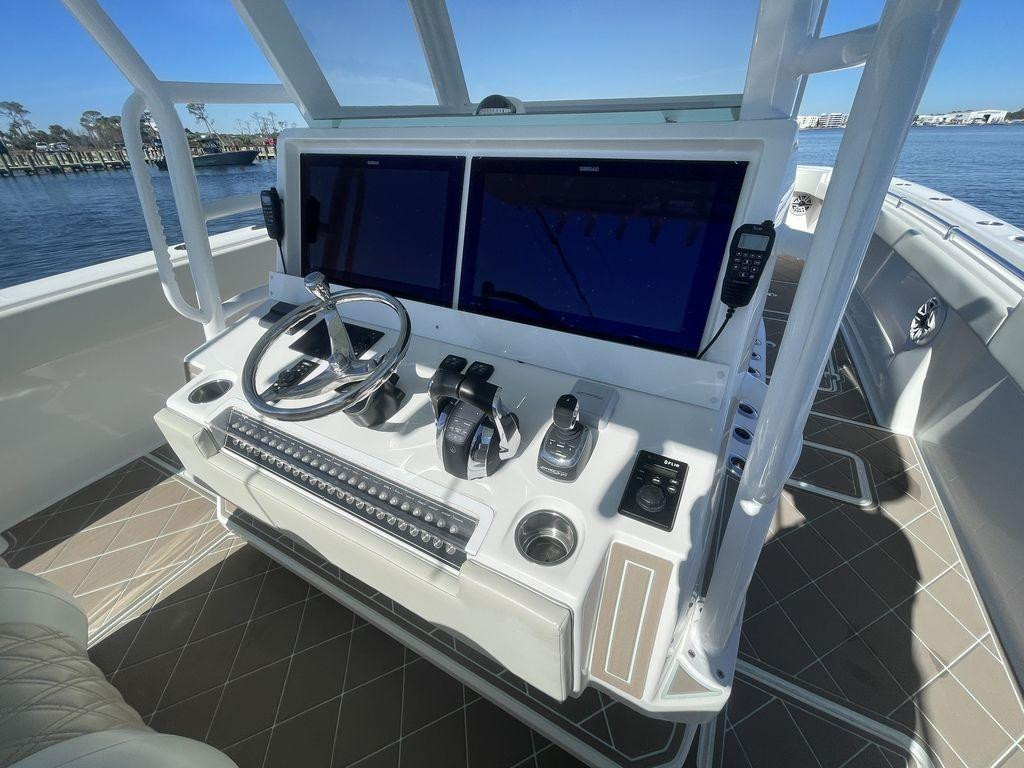 Invincible CATAMARANS