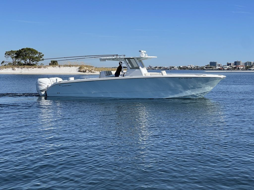 Invincible CATAMARANS