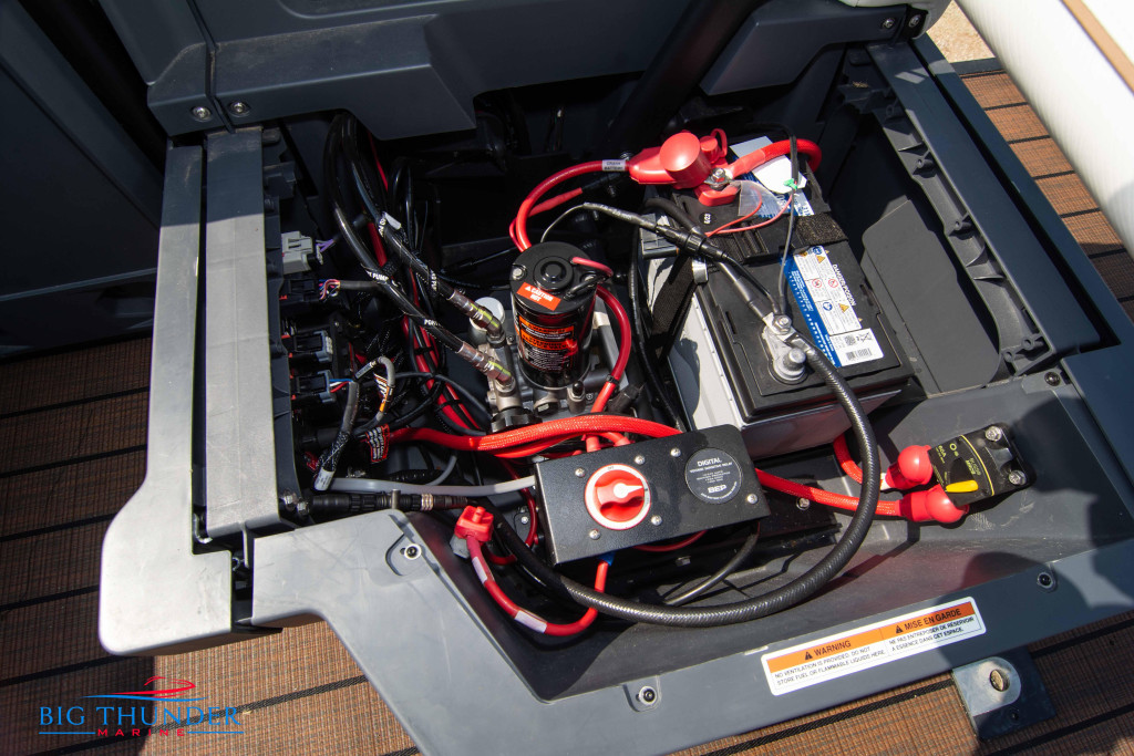 Manitou Explore 26 Switchback