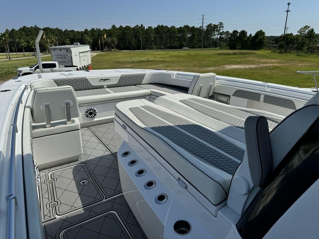 Invincible CATAMARANS