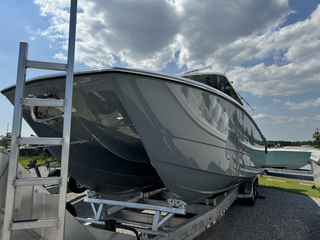 Invincible CATAMARANS