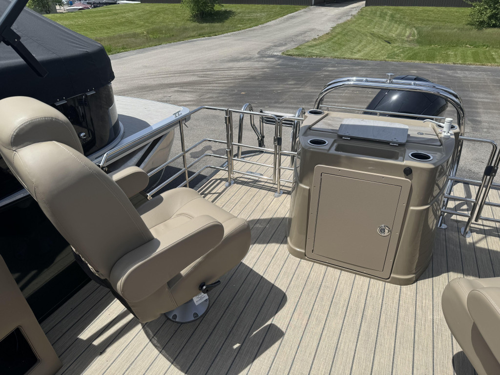 Starcraft EXS 3 HB4TT