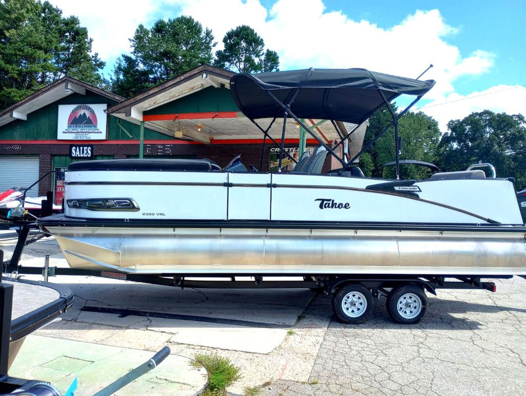 Tahoe Cascade 2385 VRL Tritoon