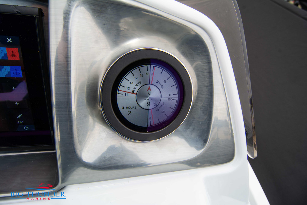 JC Tritoon NepToon 25 TT Sport