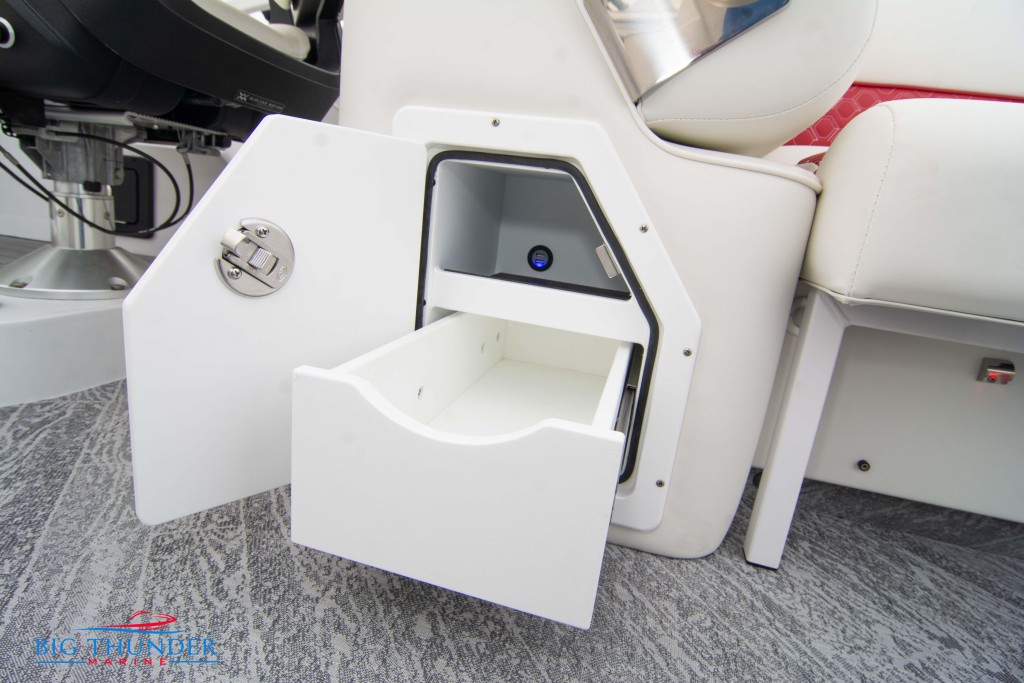 JC Tritoon NepToon 25 TT Sport