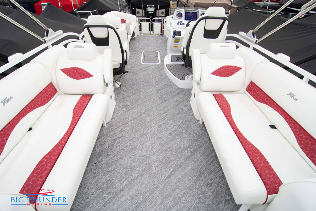 JC Tritoon NepToon 25 TT Sport