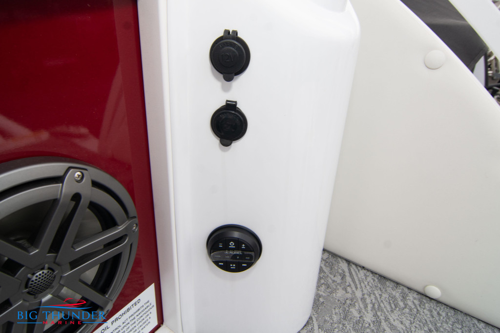 JC Tritoon NepToon 25 TT Sport