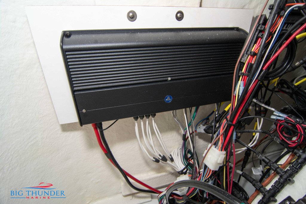 JC Tritoon NepToon 25 TT Sport