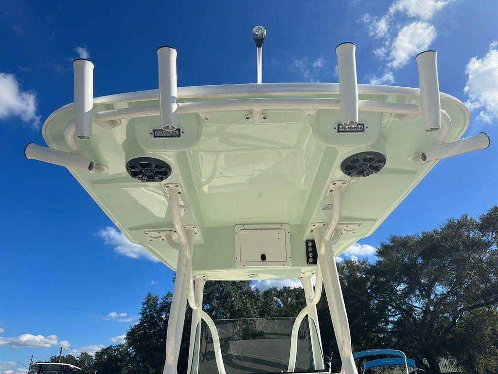 Sea Born LX22 Center Console LE