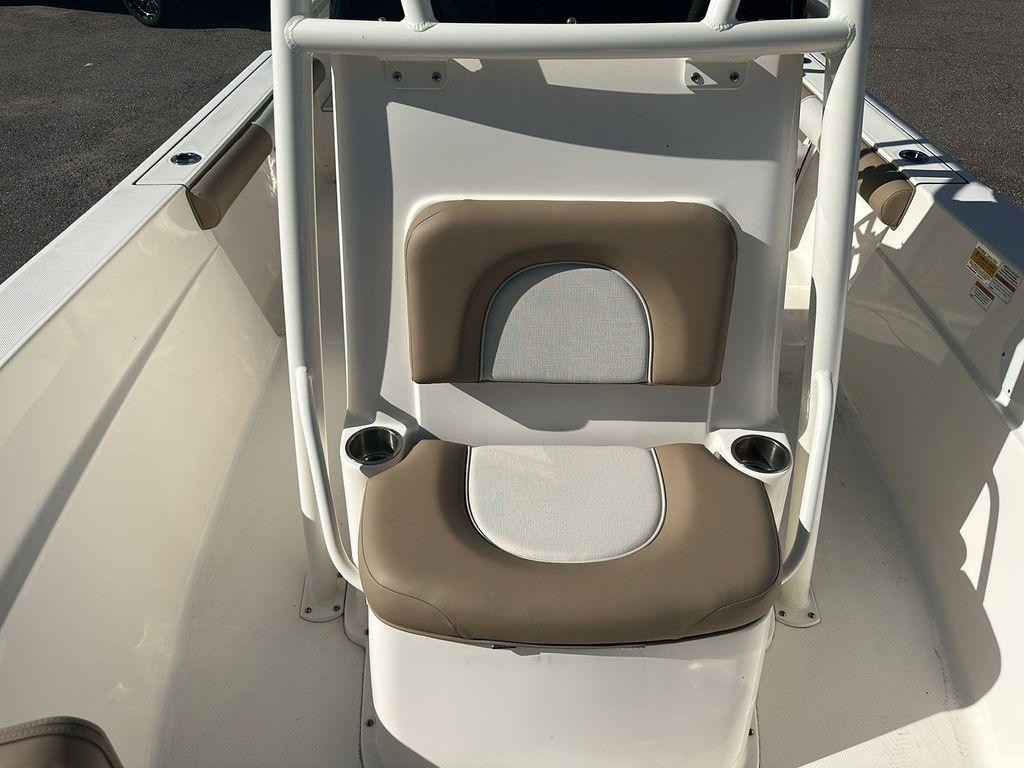 Sea Born LX22 Center Console LE