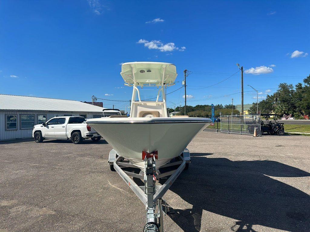 Sea Born LX22 Center Console LE