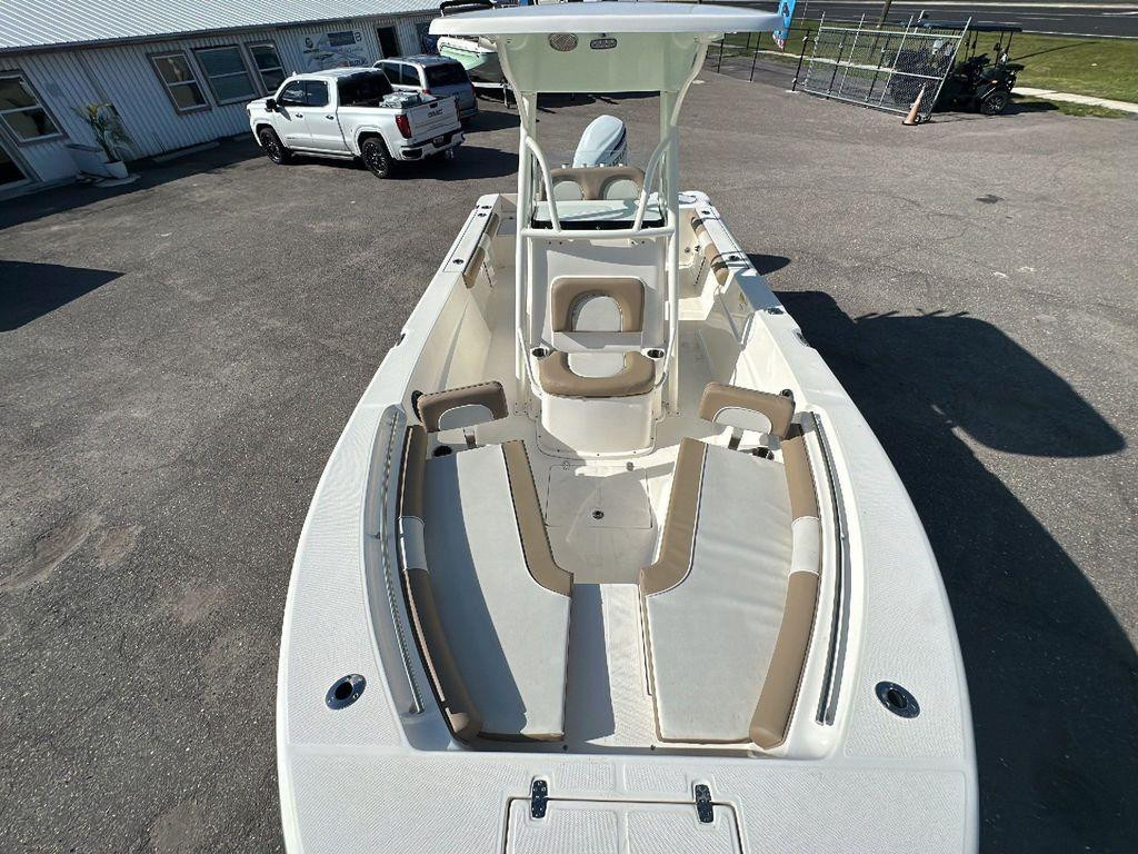 Sea Born LX22 Center Console LE