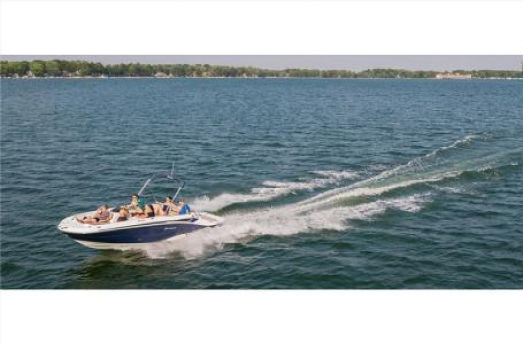 Hurricane SunDeck Sport 205 IO