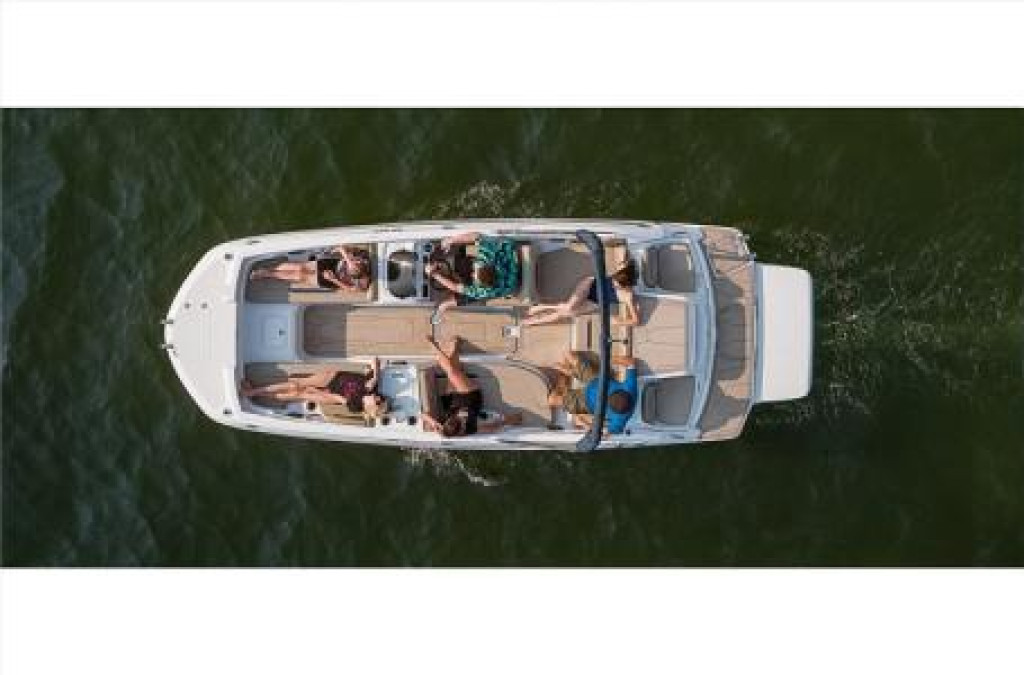 Hurricane SunDeck Sport 205 IO