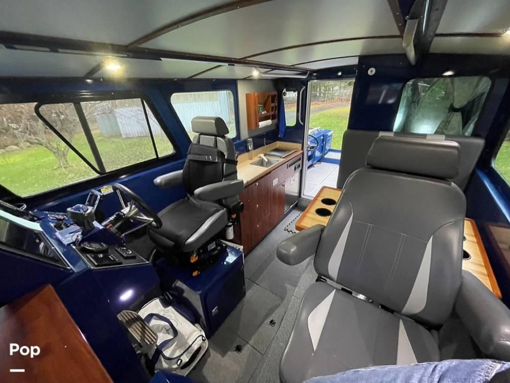 Hewescraft Pacific Explorer 270