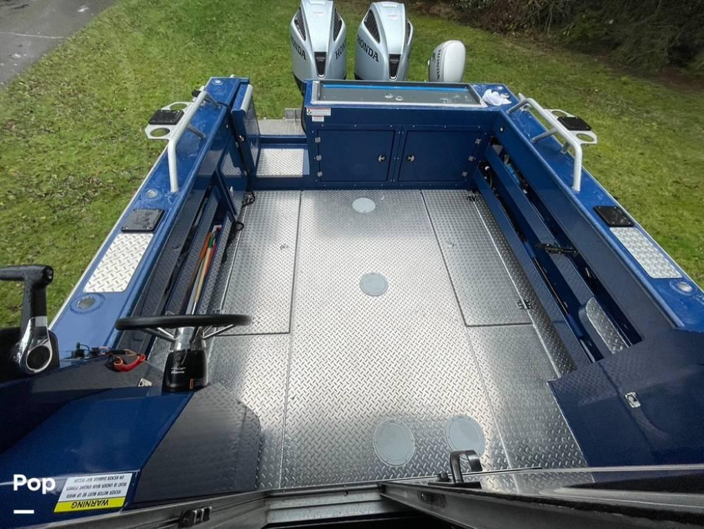 Hewescraft Pacific Explorer 270