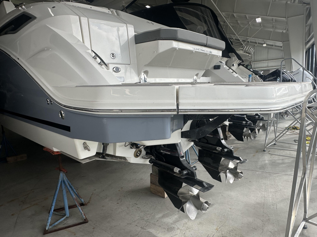 Sea Ray 320 Sundancer