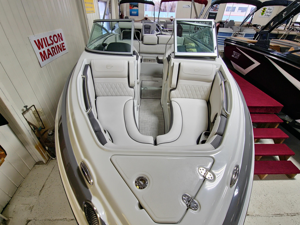 Crownline 210 SS
