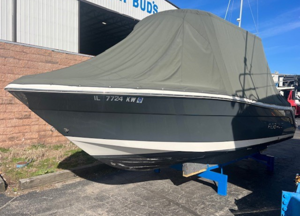 Robalo R222