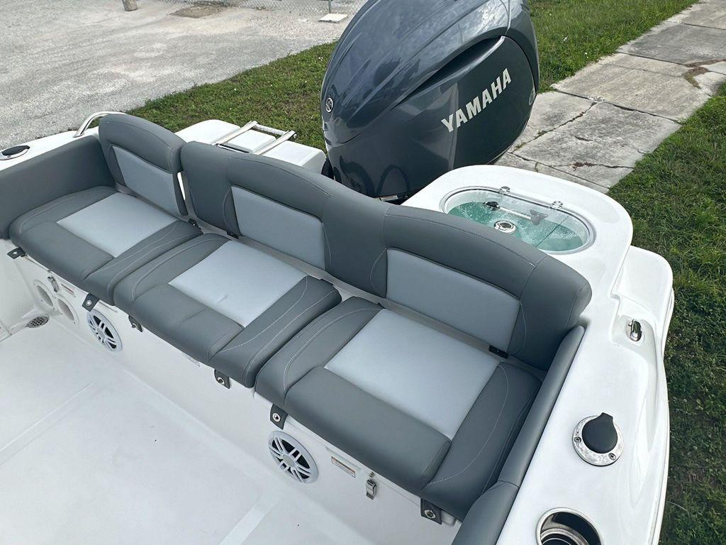 Nautic Star 212 Legacy