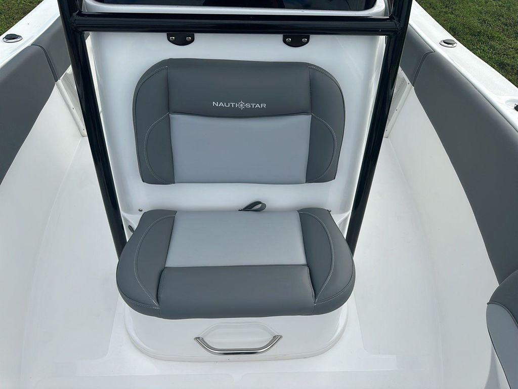 Nautic Star 212 Legacy