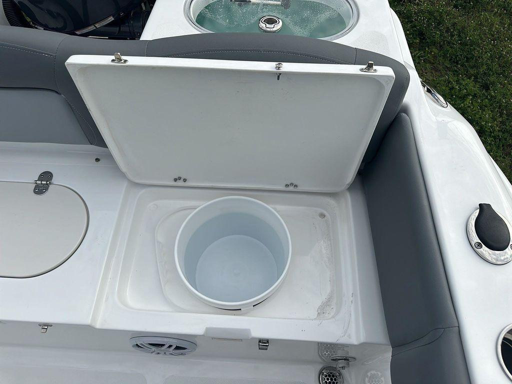 Nautic Star 212 Legacy