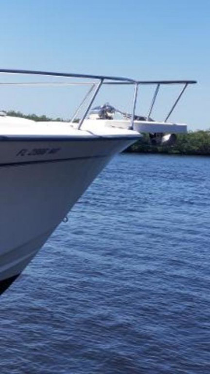 Grady White 330 Express