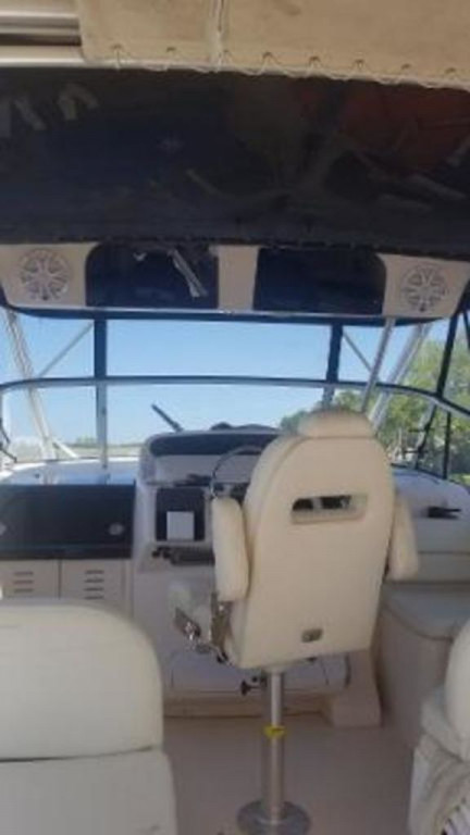 Grady White 330 Express